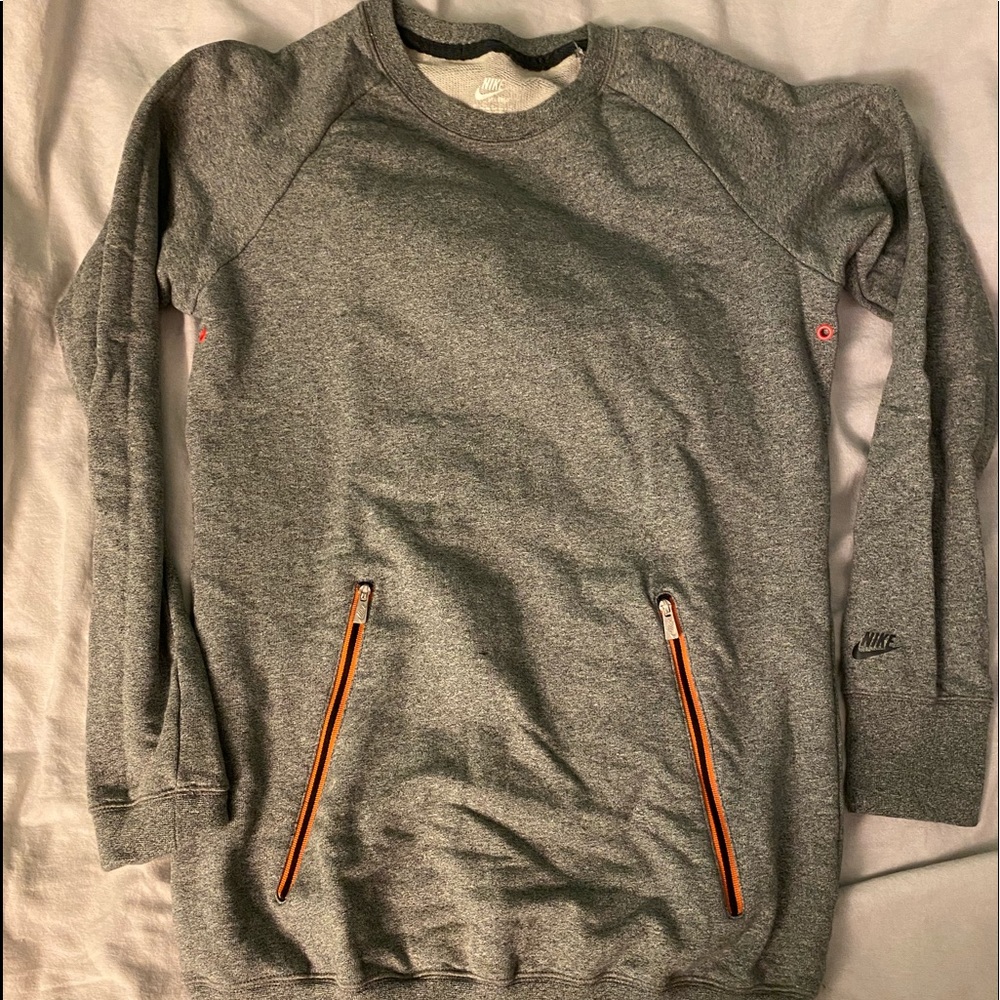Nike sportswear crew sweater